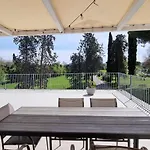 Country Esmera Apartman Desenzano del Garda
