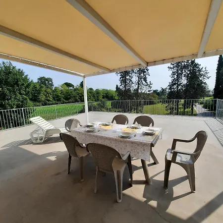 Country Esmera Apartment
